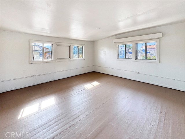 Detail Gallery Image 14 of 29 For 614 W 60th St, Los Angeles,  CA 90044 - – Beds | – Baths