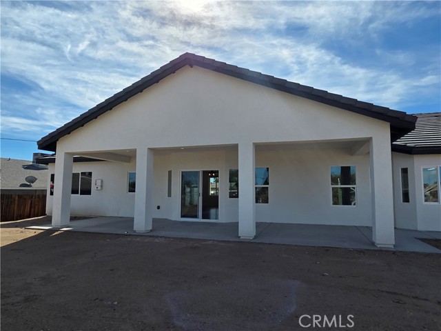 13968 Juniper Street, Hesperia CA: https://media.crmls.org/medias/25a90574-1b36-4fa8-9bb8-e02f7695dfd5.jpg