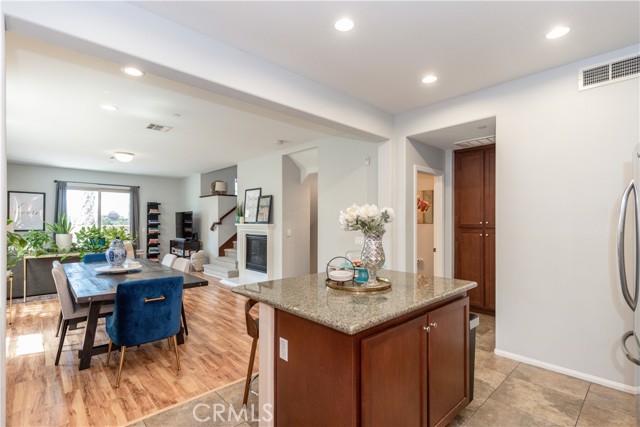 Detail Gallery Image 10 of 31 For 12371 Claredon Dr #6,  Rancho Cucamonga,  CA 91739 - 3 Beds | 3/1 Baths