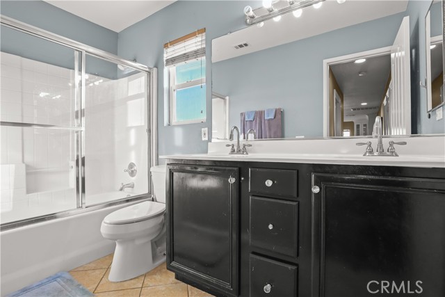 Detail Gallery Image 36 of 72 For 29724 Castlebury, Castaic,  CA 91384 - 4 Beds | 3 Baths