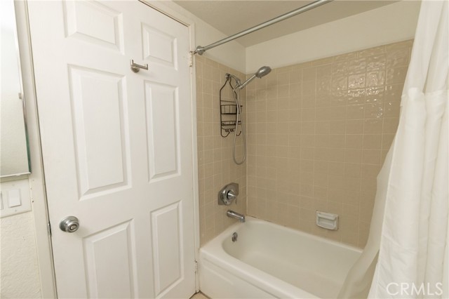 Detail Gallery Image 9 of 25 For 41764 Brownie Ln #5,  Big Bear Lake,  CA 92315 - 2 Beds | 2 Baths