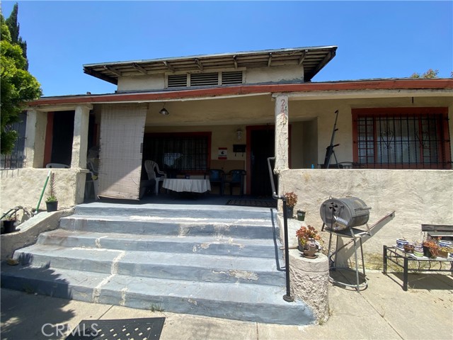 247 S Benton Way, Los Angeles, CA 90057