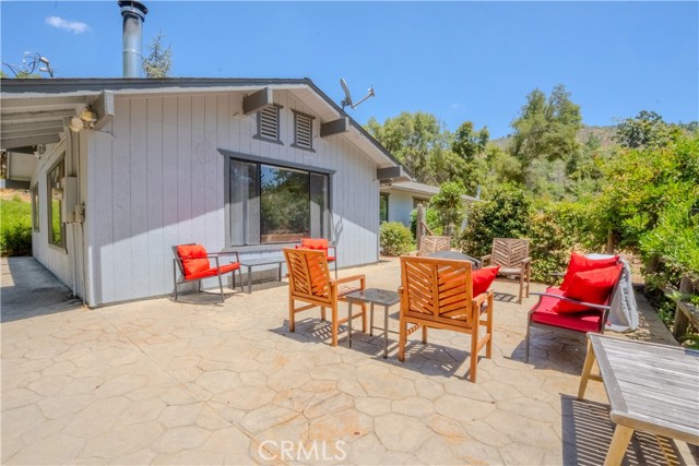 Detail Gallery Image 10 of 16 For 33301 Road 233, North Fork,  CA 93643 - 4 Beds | 2 Baths