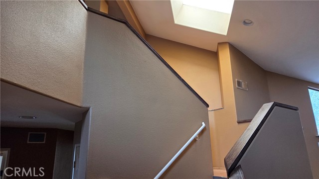 Detail Gallery Image 21 of 43 For 25568 Blackthorne Dr, Murrieta,  CA 92563 - 4 Beds | 3 Baths