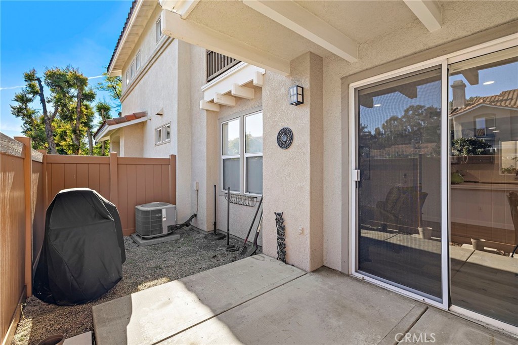 MLS #OC25235109 image #12