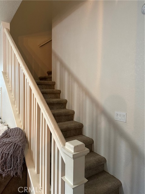 Detail Gallery Image 6 of 9 For 1574 Hearthsong Dr, Manteca,  CA 95337 - 3 Beds | 2/1 Baths