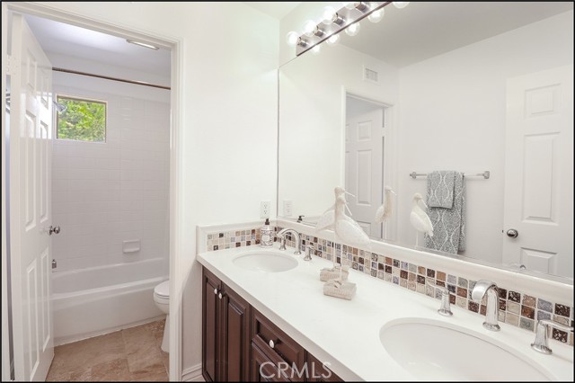 Detail Gallery Image 25 of 28 For 39 Merlin Ave, Aliso Viejo,  CA 92656 - 4 Beds | 2/1 Baths