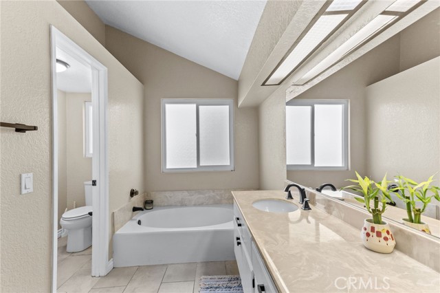 13035 Arlington Lane, Chino CA: https://media.crmls.org/medias/25af01bc-bb5d-4f90-995e-e097da7aeadf.jpg