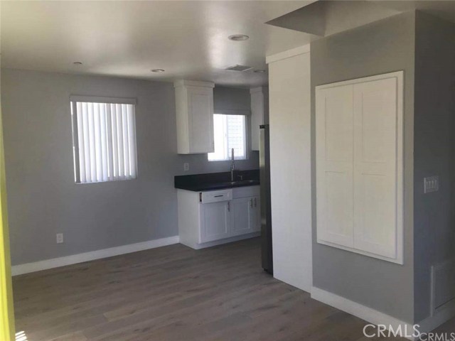 Image 2 for 531 w 80th, Los Angeles, CA 90003