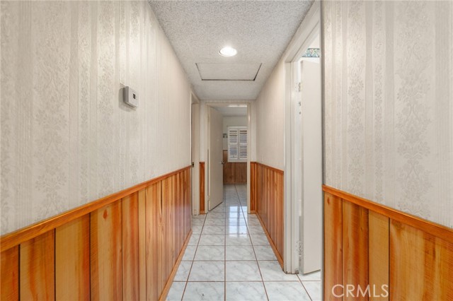 Image 16 of 31 For 22533 Kinross Lane