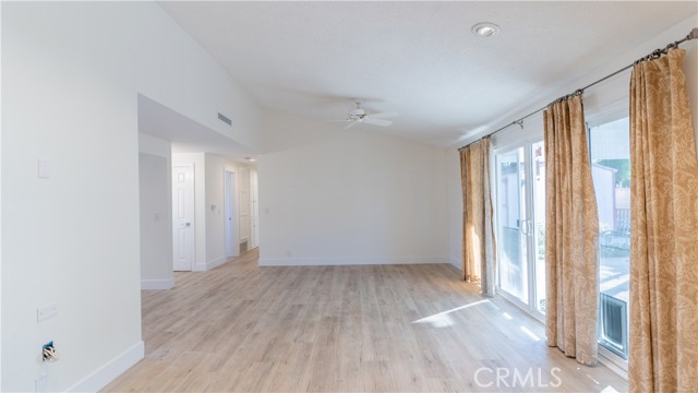 Image 4 of 20 For 725 Nancita Street