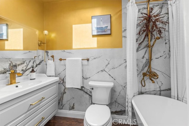 Detail Gallery Image 21 of 35 For 5201 Sale Ave, Woodland Hills,  CA 91364 - 3 Beds | 2 Baths