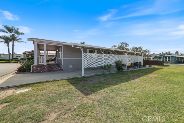 15111 Pipeline Avenue, Chino Hills CA: https://media.crmls.org/medias/25b1ef86-c5eb-4145-ab17-10e08357903e.jpg