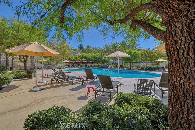 4 Bed Home for Sale in Saugus, California