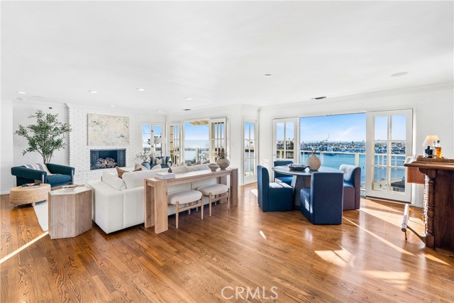 Detail Gallery Image 6 of 54 For 2727 Ocean Bld, Corona Del Mar,  CA 92625 - 3 Beds | 4/1 Baths