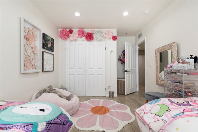 10894 Olinda Street, Sun Valley CA: https://media.crmls.org/medias/25b219a0-74cb-476c-a015-4472fc2293e9.jpg