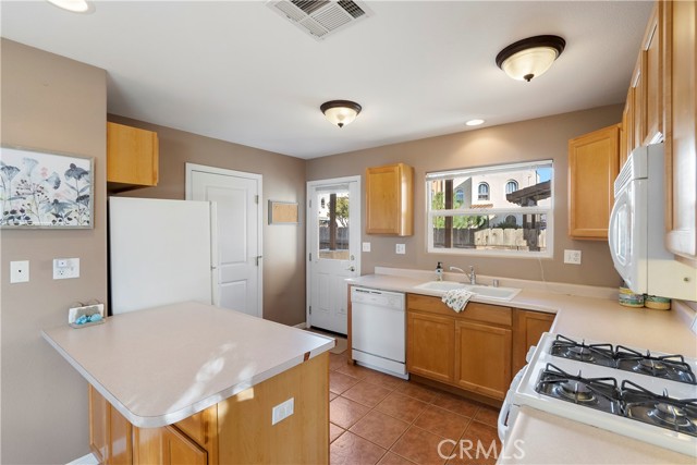Detail Gallery Image 8 of 40 For 1675 21st #12,  Oceano,  CA 93445 - 3 Beds | 2/1 Baths