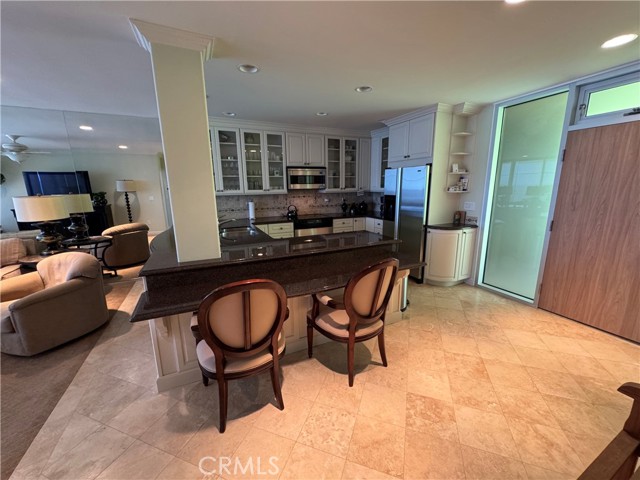 Detail Gallery Image 22 of 24 For 31755 Coast Highway #406, Laguna Beach,  CA 92651 - 2 Beds | 2 Baths