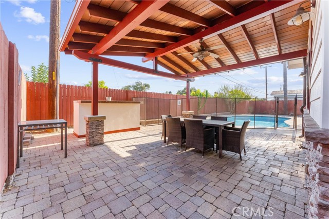 1944 W Lullaby Lane, Anaheim CA: https://media.crmls.org/medias/25b3db87-95ca-4225-99a5-7c323ecda14d.jpg
