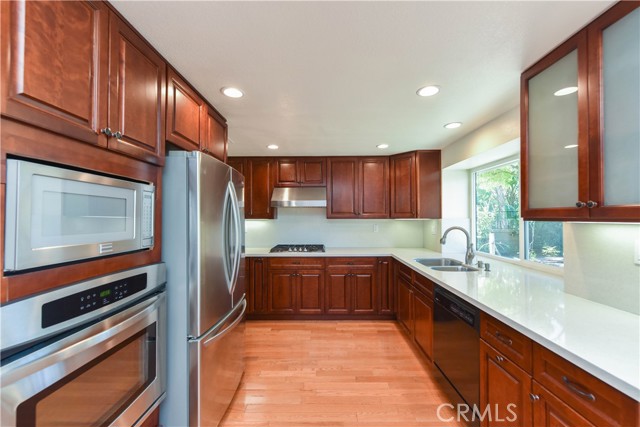 25b40892 F2b2 4881 Aaa6 349a15bb8b4b