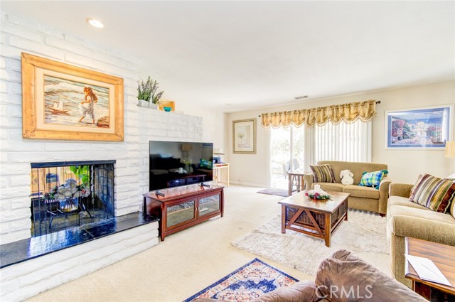 Detail Gallery Image 6 of 36 For 1254 N Gilbert St, Anaheim,  CA 92801 - 3 Beds | 2 Baths