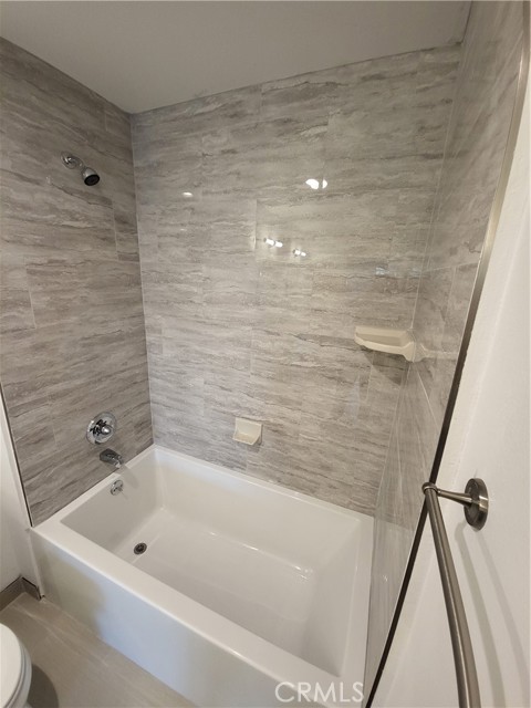 14614 Vanowen Street, Van Nuys CA: https://media.crmls.org/medias/25b527a4-6802-4349-acc9-9506e24ef55e.jpg