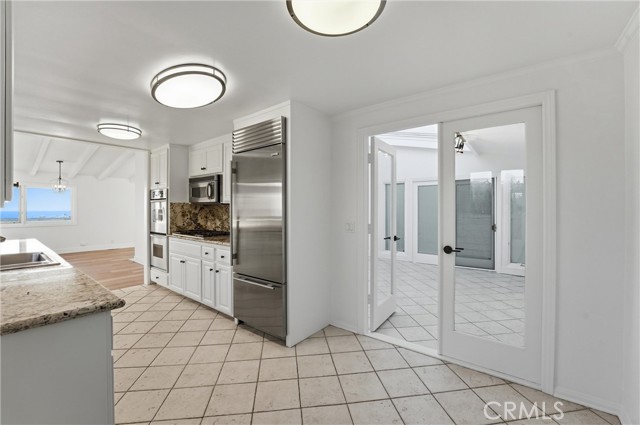 Detail Gallery Image 7 of 23 For 424 Mendoza Ter, Corona Del Mar,  CA 92625 - 3 Beds | 6 Baths