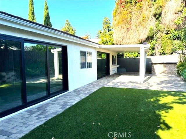 1063 Redding Avenue, Costa Mesa CA: https://media.crmls.org/medias/25b6f329-cf3b-4666-b605-05d8ba640348.jpg
