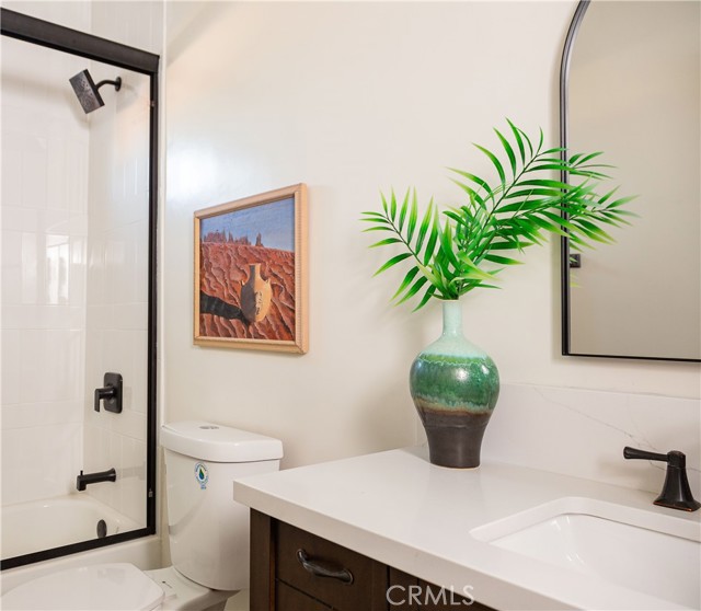 Detail Gallery Image 64 of 75 For 2840 Potomac Ave #1/2,  Los Angeles,  CA 90016 - 2 Beds | 1 Baths