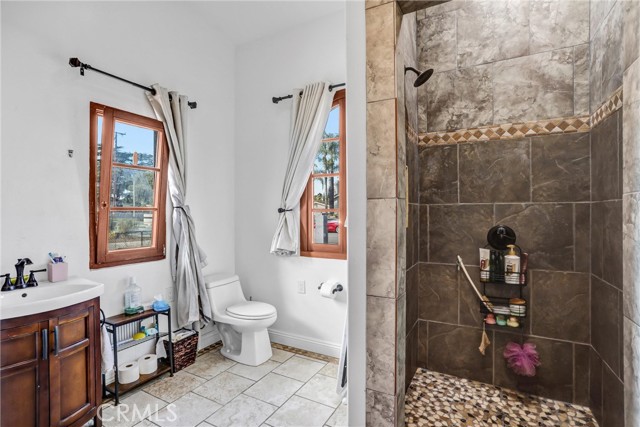 Detail Gallery Image 22 of 52 For 1048 S Willow, West Covina,  CA 91790 - 4 Beds | 3 Baths