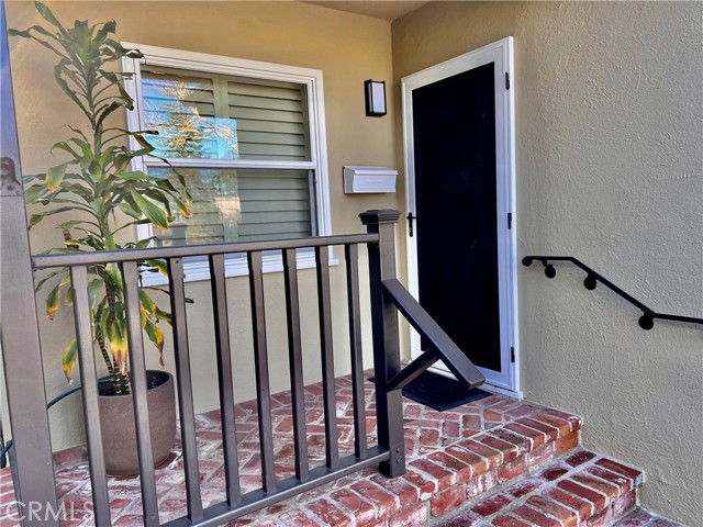 Detail Gallery Image 3 of 33 For 5518 Riviera Way, Torrance,  CA 90505 - 2 Beds | 1/1 Baths