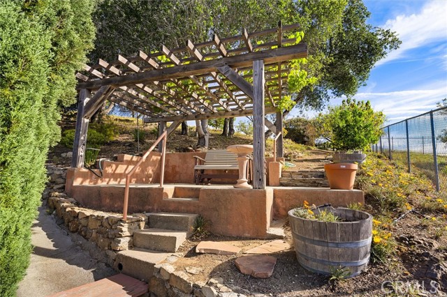 Detail Gallery Image 35 of 62 For 957 Skyline Dr, San Luis Obispo,  CA 93405 - 4 Beds | 2 Baths