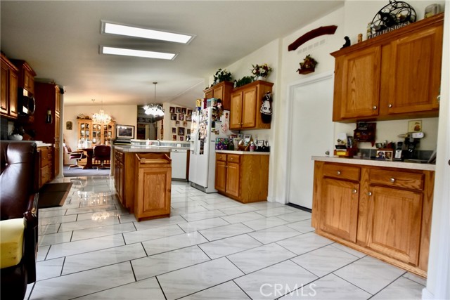 38727 State Highway 96, Klamath River CA: https://media.crmls.org/medias/25b9ef4b-d4dc-4fda-904f-ab41feb5328c.jpg