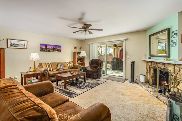 Detail Gallery Image 9 of 19 For 6080 Rogers Ln, San Bernardino,  CA 92404 - 4 Beds | 2 Baths