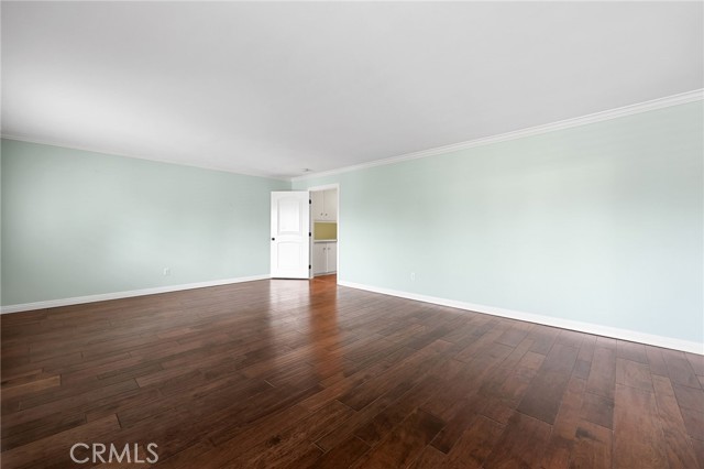 Image 22 of 42 For 6844 Southampton