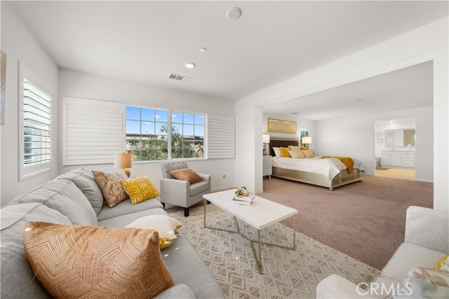 Detail Gallery Image 14 of 25 For 6979 Housatonic Ct, Jurupa Valley,  CA 91752 - 5 Beds | 3 Baths