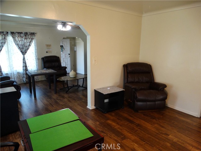 Detail Gallery Image 10 of 26 For 14708 S Frailey Ave, Compton,  CA 90221 - 4 Beds | 2 Baths