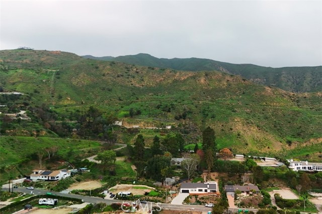 Detail Gallery Image 6 of 7 For 20495 Roca Chica Dr, Malibu,  CA 90265 - – Beds | – Baths