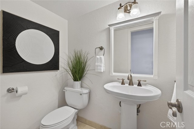 324 North Francisca Avenue, Redondo Beach, California 90277, 3 Bedrooms Bedrooms, ,2 BathroomsBathrooms,Residential,For Sale,North Francisca Avenue,OC26077465