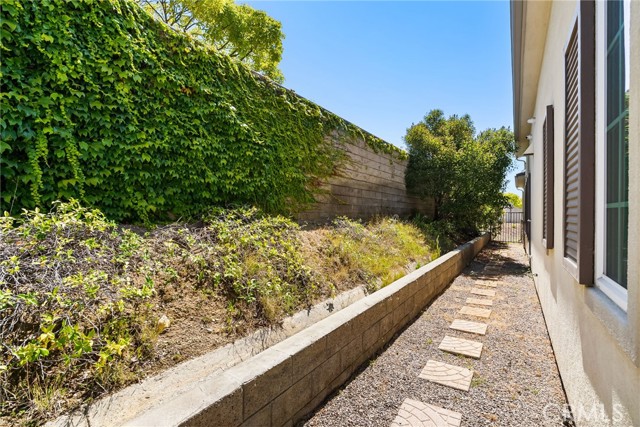 3913 Congressional Court, Yorba Linda CA: https://media.crmls.org/medias/25bf19a4-52cf-4b86-befe-b0f3a676b39e.jpg