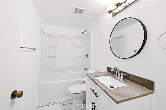 Detail Gallery Image 17 of 24 For 518 Blue Water, Fullerton,  CA 92831 - 2 Beds | 2 Baths