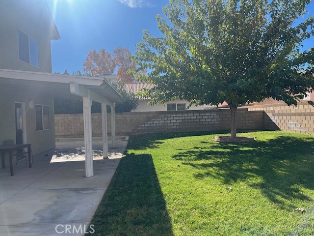 Detail Gallery Image 5 of 14 For 44147 Jamie Ct, Lancaster,  CA 93536 - 3 Beds | 2/1 Baths