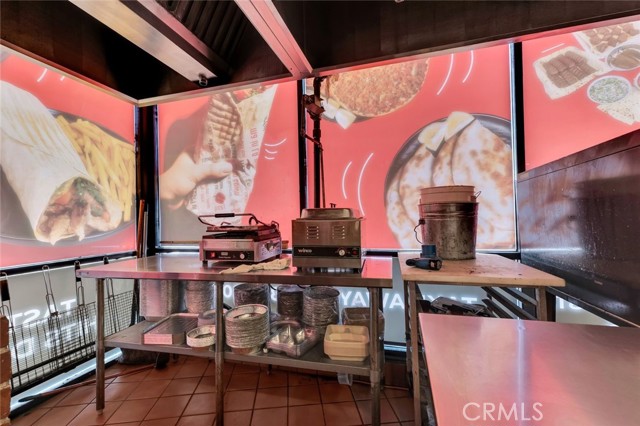 Commercial for Sale in Van Nuys, California