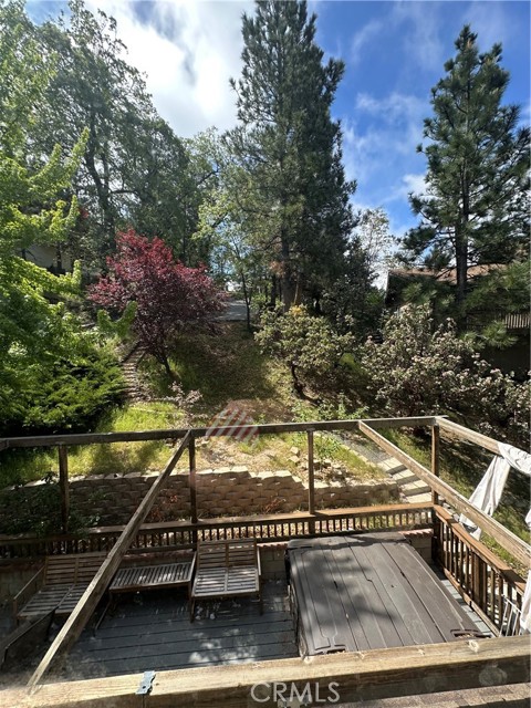 1286 Aleutian Drive, Lake Arrowhead CA: https://media.crmls.org/medias/25c223e5-3615-4358-8a75-e97777c8b44c.jpg