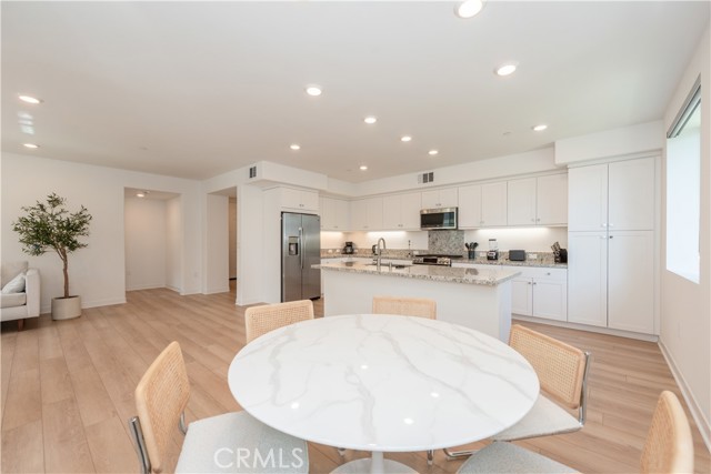 1851 S Union St, Anaheim CA: https://media.crmls.org/medias/25c26cb9-9453-4a17-b7b3-87bce7c11b6f.jpg