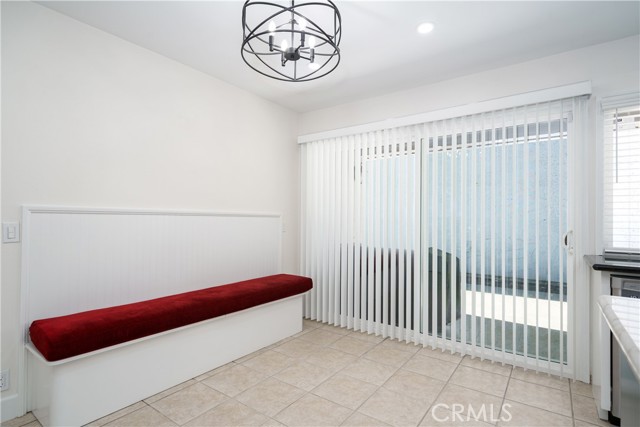 3701 S Ross Street, Santa Ana CA: https://media.crmls.org/medias/25c2cdec-bfab-47ce-8fb8-db5e3c18407f.jpg