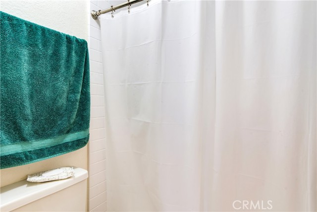 242 E Fern Avenue, Redlands CA: https://media.crmls.org/medias/25c366a6-4aff-4d62-83ee-b0c33b8a2909.jpg