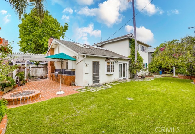 2144 Iris Place, Costa Mesa CA: https://media.crmls.org/medias/25c4295f-b717-4981-9106-c00d9970317f.jpg