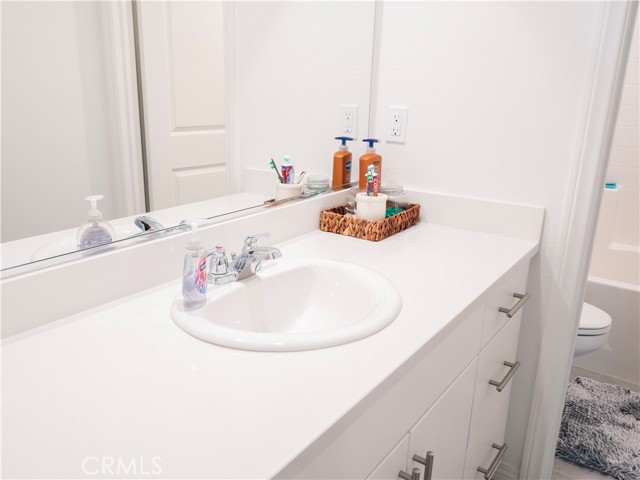 Detail Gallery Image 21 of 69 For 16657 Snowdrop Ln #2,  Fontana,  CA 92336 - 4 Beds | 3 Baths