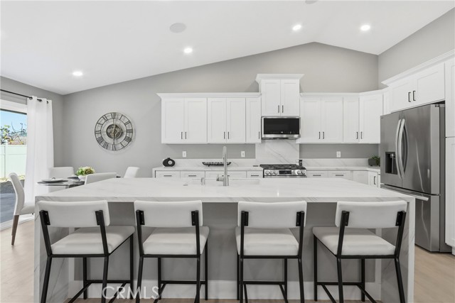 Detail Gallery Image 14 of 69 For 28153 Cannon, Menifee,  CA 92585 - 4 Beds | 2 Baths